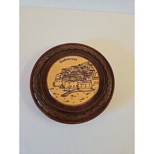 Vintage PYROGRAPHY Hand Carved Wood Plate DUBROVNIK CROATIA 9"